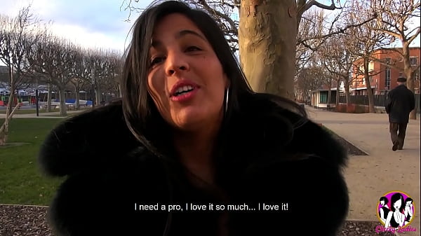 Sarah wants to fuck hardcore with a bald guy