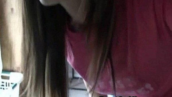 Lovely Girlfriend Strips In Homemade Ass Shaking Video