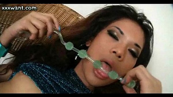Sensual latina shemale enjoys anal toy 