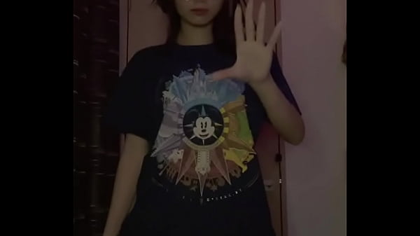 Flash all your cum on her