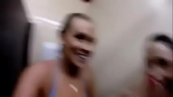 N&atilde;o resistiram em se chupar