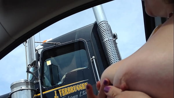 aussiefox feels horny