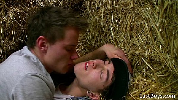 18 Twinks in Hot Action