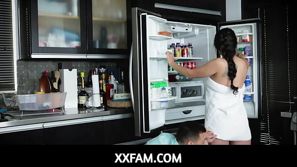 When Kourtney Kai gets home dr2nk, her stepson Johnny is the one who takes care of her  