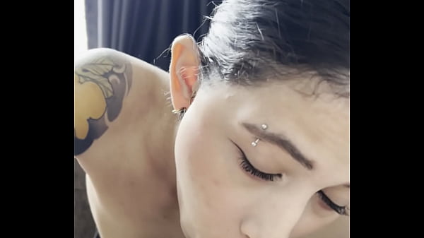 Best friend blowjob and taking cum in the mouth