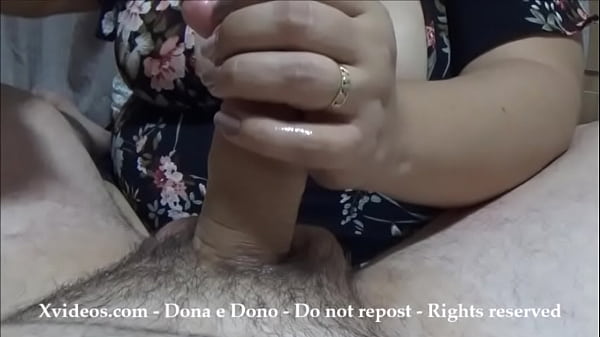 M&atilde;os m&aacute;gicas extraem esperma abundante em 3 minutos