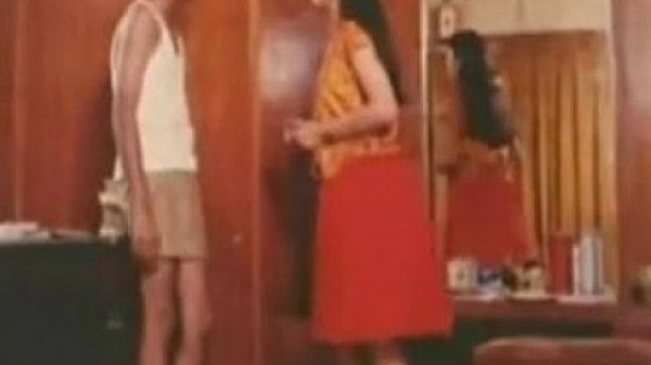 Desi Actress Erotic Scene Seducing Lover