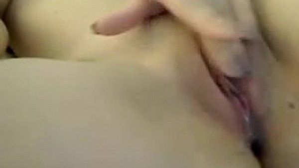 Webcam Girl Rides Huge Dildo and Anal
