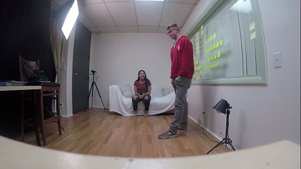 Pornstar Sucks a Lucky Fan's Cock