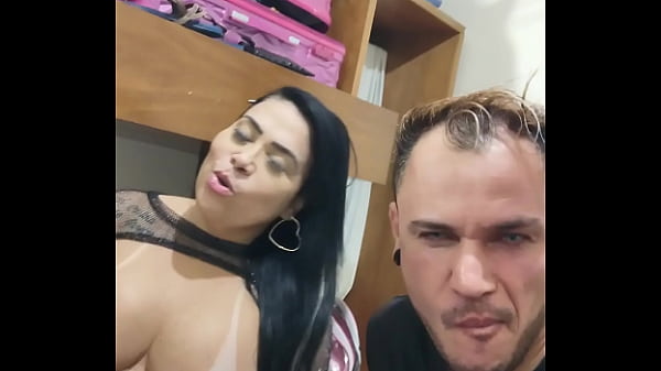 O tatuador relata com exclusividade a pornstar Soraya Carioca,de como foi o atentado que sofreu,como foi o in&iacute;cio na ind&uacute;stria do entretenimento adulto,muitas curiosidades