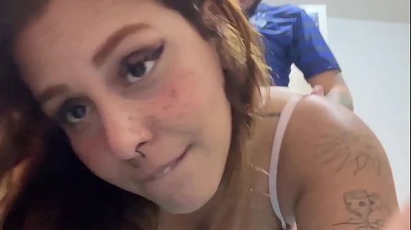 Perdi 50tinha pq brochei com essa puta gorda, agora vou levar ela pra comer sushi