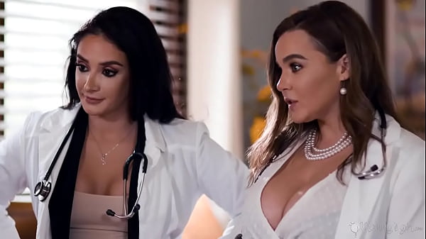 Nadia Noja, Natasha Nice, Sheena Ryder 