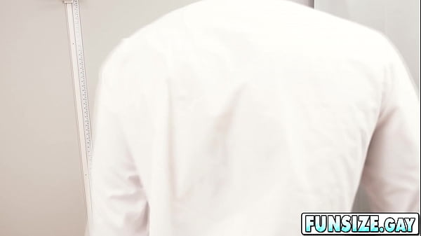 Tight tight tight! He worked his way in! 