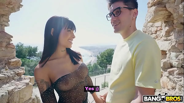 Atheana Rose Loves Public Anal