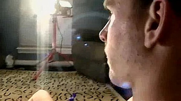 Amateur hunk eagerly tugging on his stiff dick