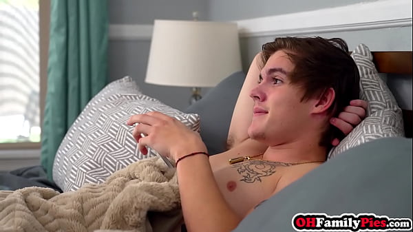 OhFamilyPies.com - Sexy teen Aria Valencia seduced stepbro and gave him a blowjob before she enjoyed hard pussy fucking and she liked it 