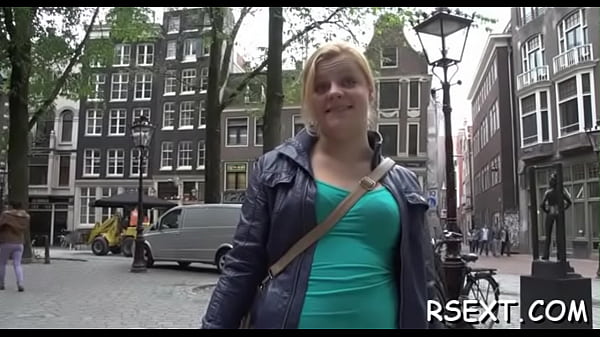 Girl gives hand and orall-service