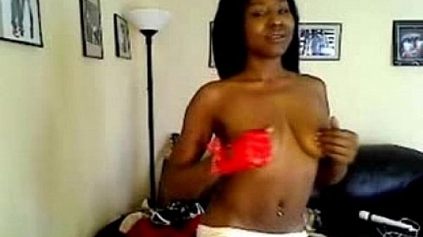 Sexy black babe dancing and teasing on webcam