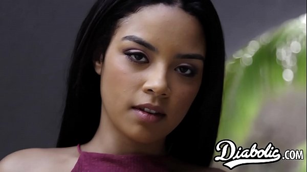 Beauty teen rammed with jizz feeding BBC