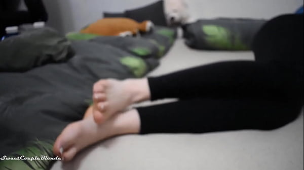 Showing Legs With @xmileygreyx