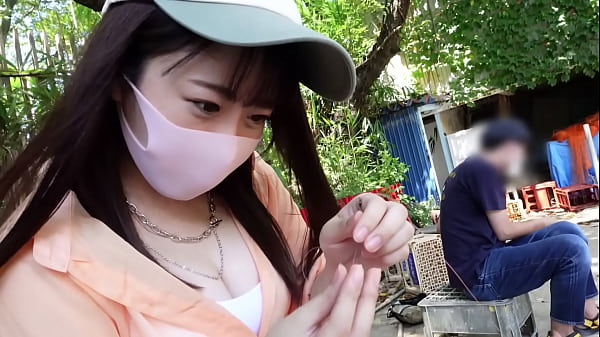 ハメ撮り　●第２年ミスコンファイナリスト。スベスベ無毛マンコに生チン腰振り。頭真っ白で連続膣だし。素