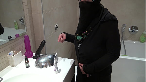 French muslim milf is shocked when he fucks her in the bathroom