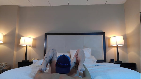 Eating Sexy Teen's Pussy