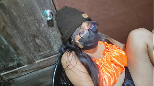 The sister-in-law fulfills her daring bet after the party... and the night becomes an irresistible secret.