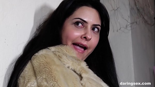 Eastern street prostitute gets paid to suck balls