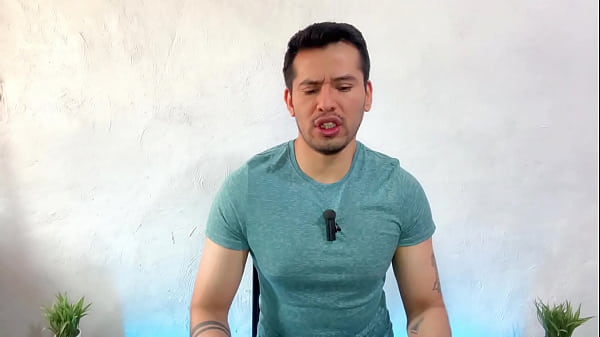 Hombre maduro folla a pelo con su jefe del trabajo ! 