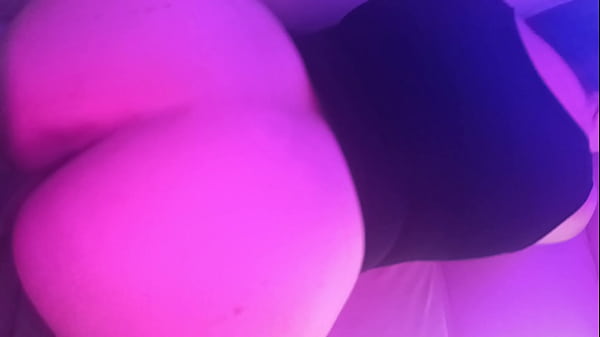 La Camarera Del Bar Te Hace Show Y Se Deja Follar Sin Condon Por Algo De Dinero Le Encanta Sentirse Puta!! 2