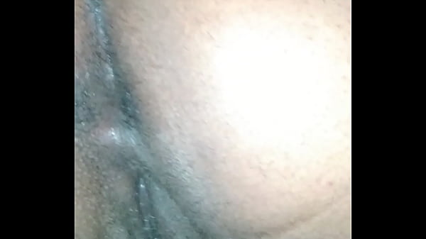 Cuzinho piscando da esposa 