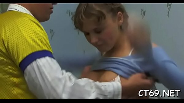 Skillful seduction helps filthy hottie enjoy the sex to the max