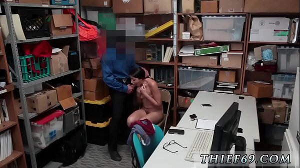 Pawn shop police woman Suspect was apprehended under suspicion of  