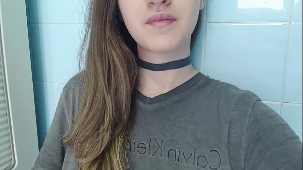 Alice Underground - I went to the GYM with a buttplug and sucked it clean later