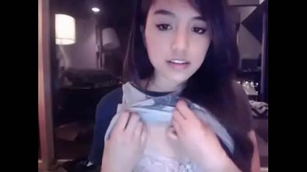 CUTE EURASIAN  show boobs