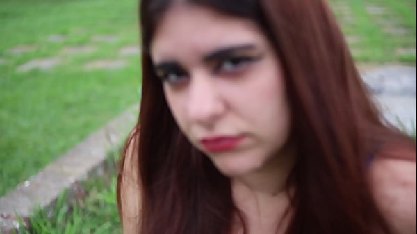 Reci&eacute;n dejada por su ex cornudo... termina desquit&aacute;ndose con un desconocido que la hace gritar como nunca"