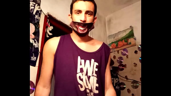 Chic&oacute; caliente argentino  