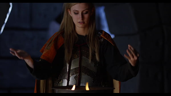 sexy woman fuck herself with hand blonde fun