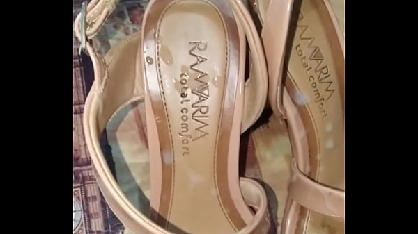 Gozando na sand&aacute;lia