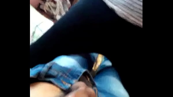 Dandole pene su esposo no le da