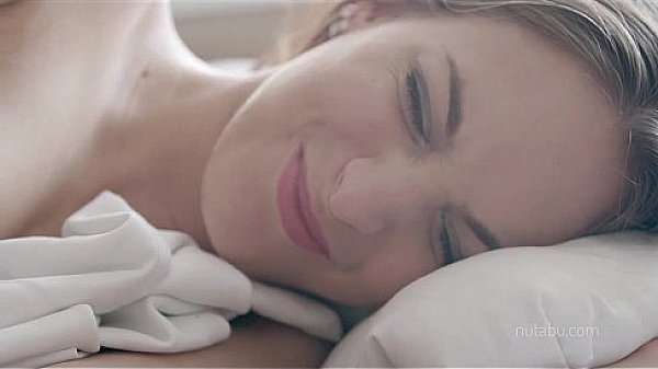 Juicy morning pussy so hot and wet