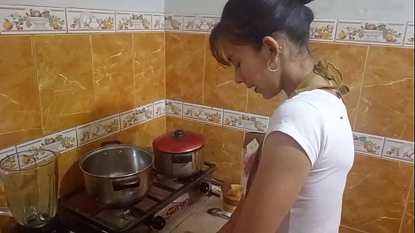&iexcl;Me encanta el pl&aacute;tano!, como y como sin parar un pl&aacute;tano maduro de mi marido en la cocina. &iexcl;Lo que a mi me gustar&iacute;a es un platanito bien grande!  