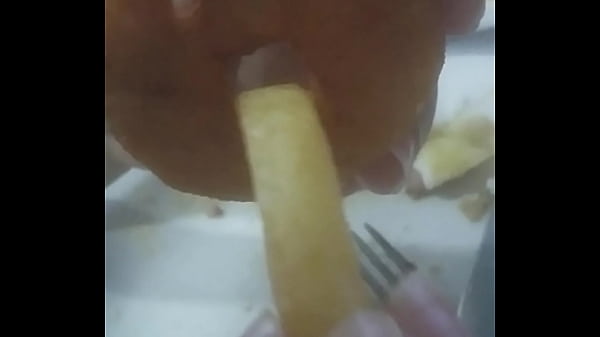 batata safada pagando boquete