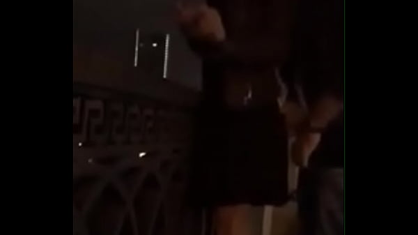 Wife transando fora do carro