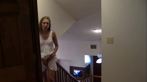 Fucking a Horny Housewife While She Eats Pussy