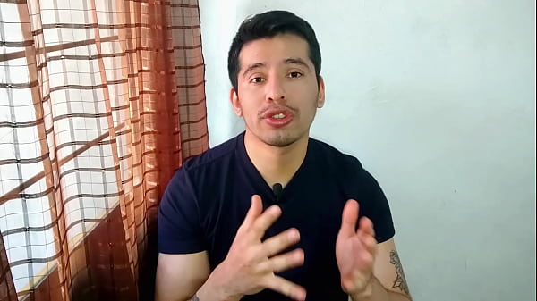 Carnicero metiendole sus 19cm de vergota al activo de la cuadra ! 