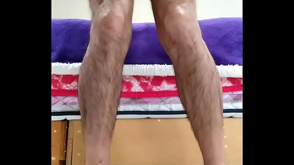 Deliciosa travesti desnuda, en zapatillas y mis pantimedias