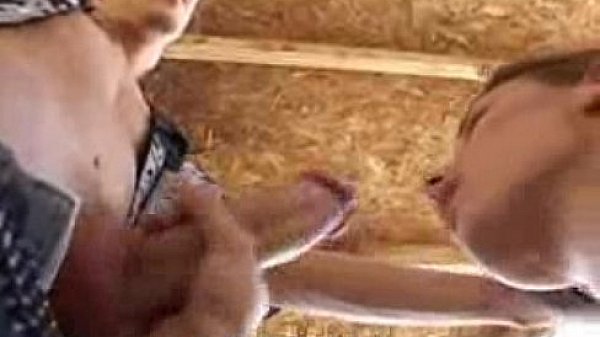 Whore fucked like amateur girl  