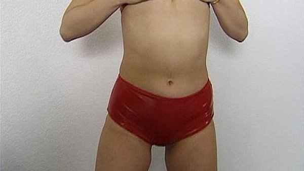 JuliaReaves-XFree - Hausfrauen Report Extra - scene 2 - video 1 